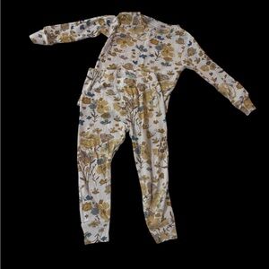 Carter’s Little Planet 18 months pjs with floral Print.  K160